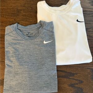 Men’s Nike Gray and White Short Sleeve Dri-fit Tees size medium